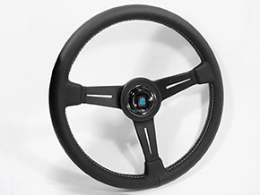 Nardi Classico volant  cuir noir 360mm