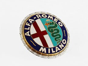 Emblème Milano émail 55mm (boulons filetés)